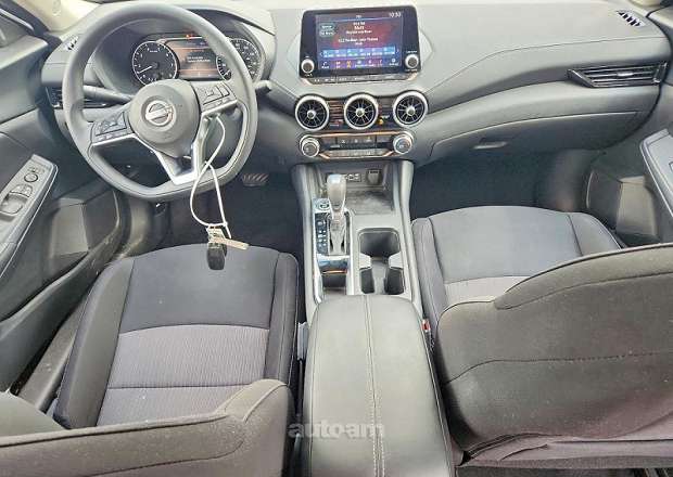 Nissan Sentra