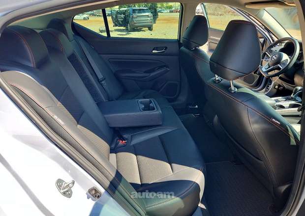Nissan Altima