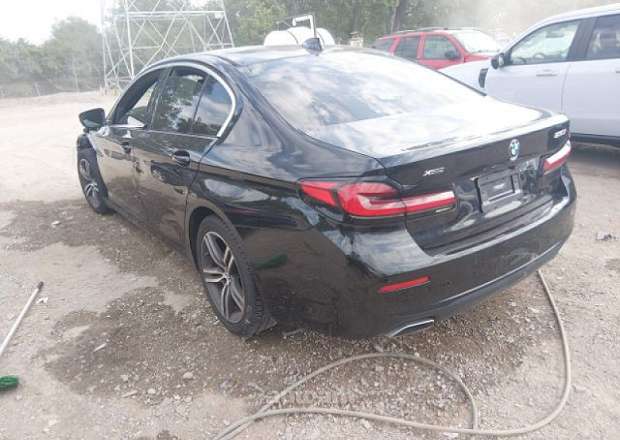 BMW 530
