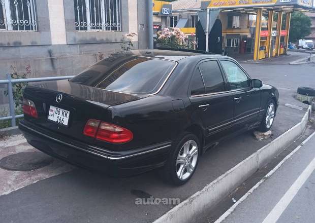 Mercedes-Benz E 320 2001 — լուսանկար 2