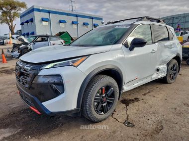 Nissan Rogue  2025 