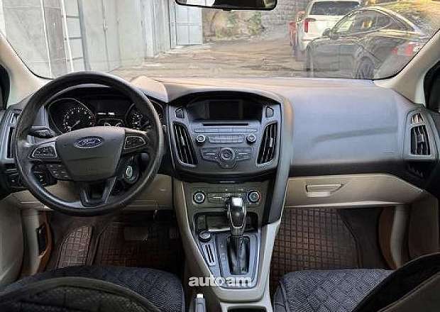 Ford Focus 2016 — լուսանկար 9