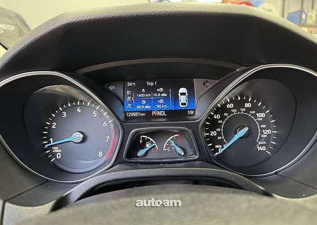 Ford Focus 2016 — լուսանկար 10