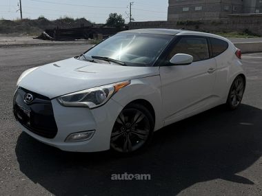 Hyundai Veloster  2012 