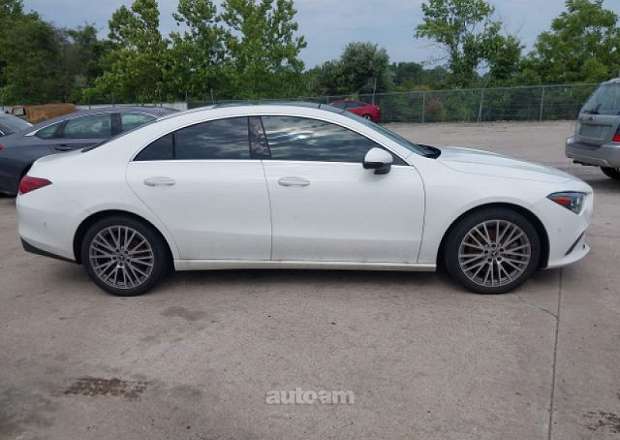 Mercedes-Benz CLA 250