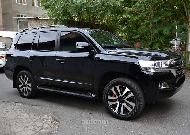Toyota Land Cruiser 200