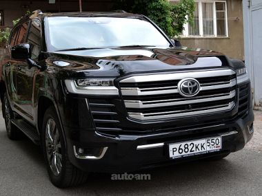 Toyota Land Cruiser 300  2021 