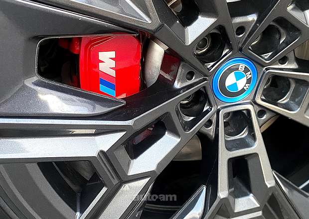 BMW i5 2024 — լուսանկար 8