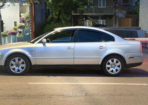 Volkswagen Passat 2002 — լուսանկար 2