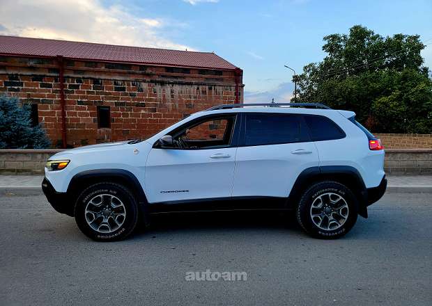 Jeep Cherokee 2019 — фото 5