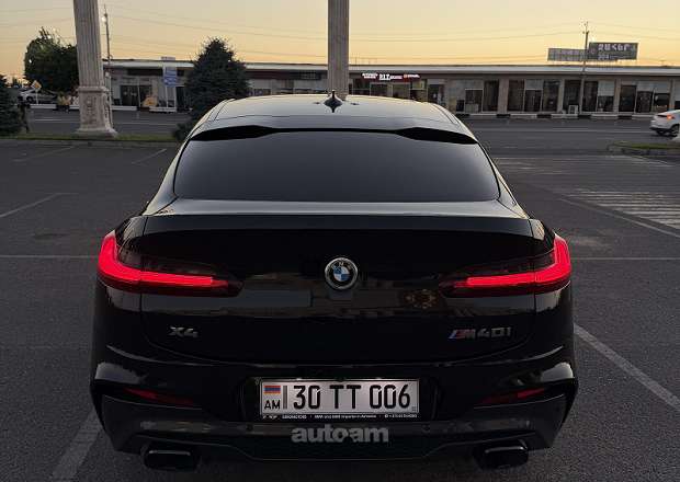 BMW X4 M