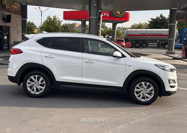 Hyundai Tucson 2019 — photo 8