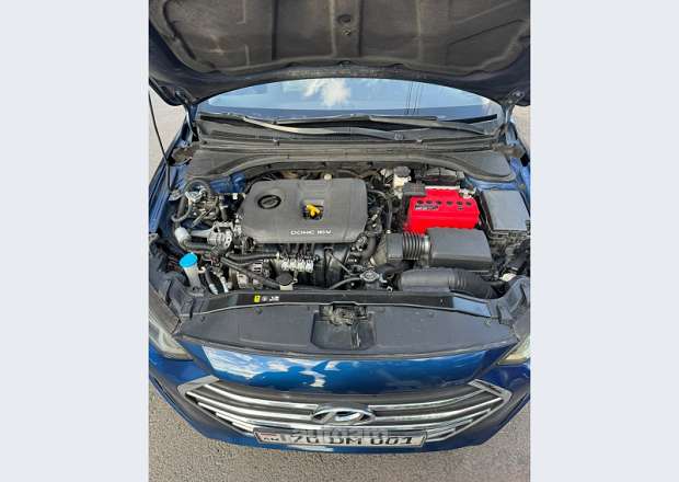 Hyundai Elantra 2017 — фото 11