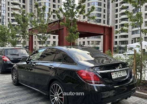 Mercedes-Benz C-Class 2019 — լուսանկար 3