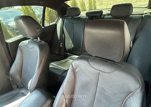 BMW 335 2013 — photo 6