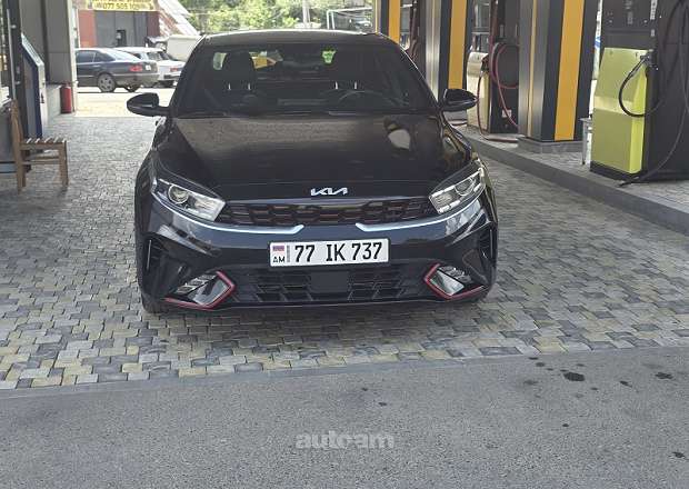 Kia Forte 2023 — լուսանկար 2