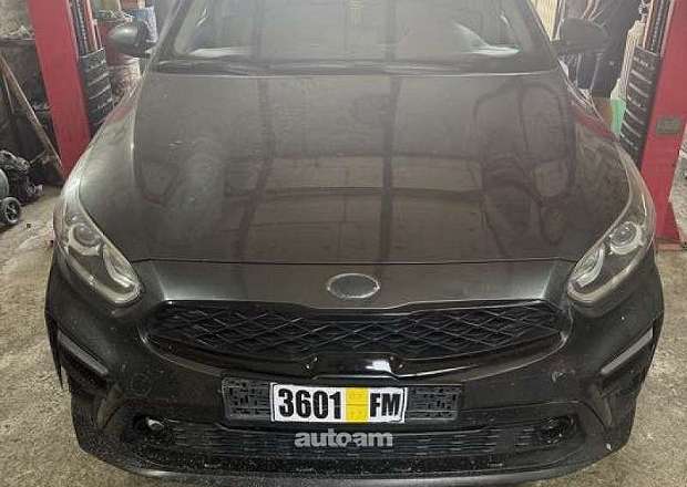 Kia Forte 2019 — լուսանկար 1