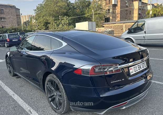 Tesla Model S 2014 — լուսանկար 4