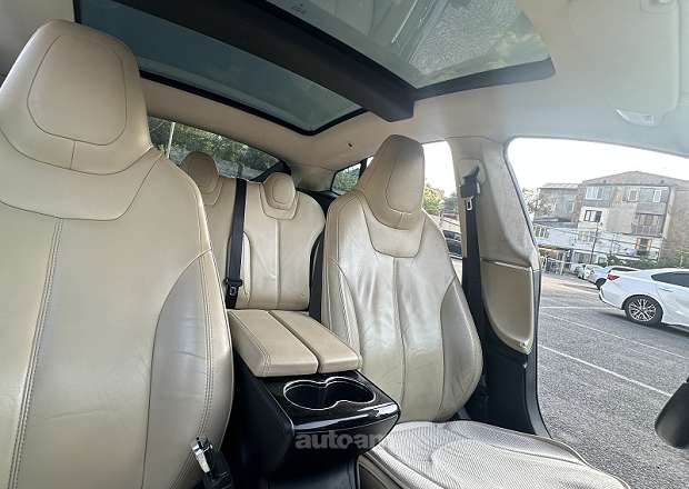 Tesla Model S 2014 — լուսանկար 12