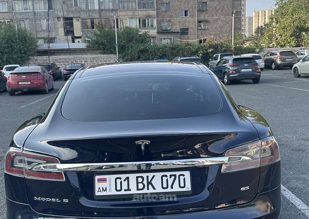 Tesla Model S 2014 — լուսանկար 5