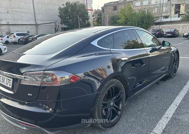 Tesla Model S 2014 — լուսանկար 7