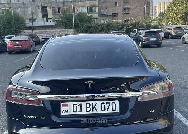 Tesla Model S 2014 — լուսանկար 6
