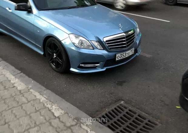 Mercedes-Benz E 200 2012 — լուսանկար 1