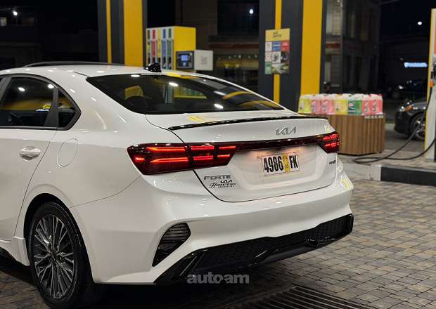 Kia Forte 2022 — լուսանկար 8