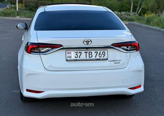 Toyota Corolla 2020 — фото 12