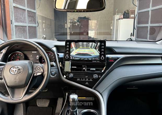 Toyota Camry 2021 — լուսանկար 7