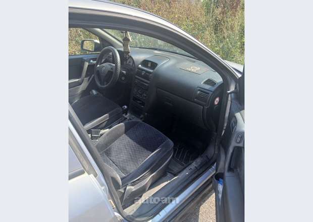 Opel Astra 2001 — լուսանկար 4