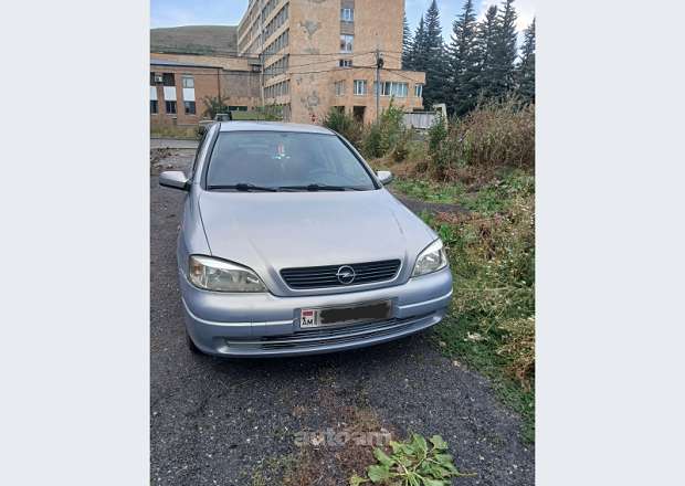 Opel Astra 2001 — լուսանկար 1