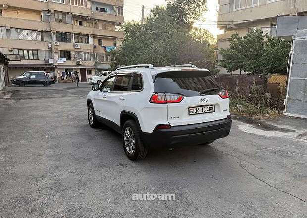 Jeep Cherokee 2018 — фото 6