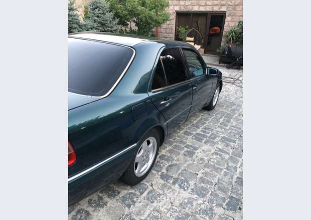 Mercedes-Benz C 280 1996 — photo 4