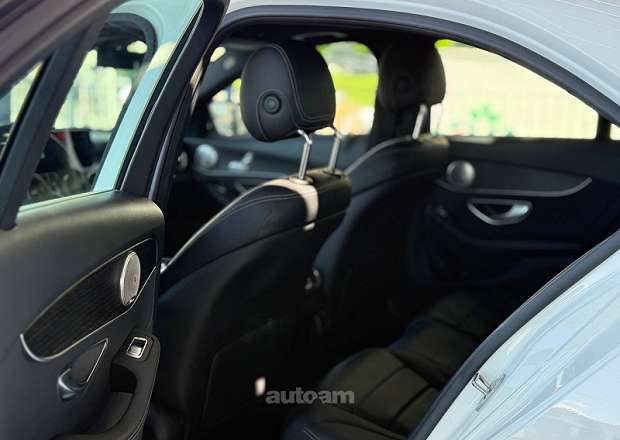 Mercedes-Benz C 300 2020 — լուսանկար 4