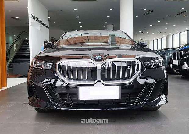 BMW i5