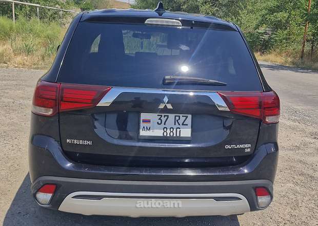 Mitsubishi Outlander 2018 — լուսանկար 5