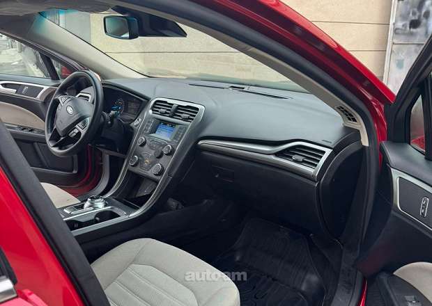 Ford Fusion 2019 — фото 10