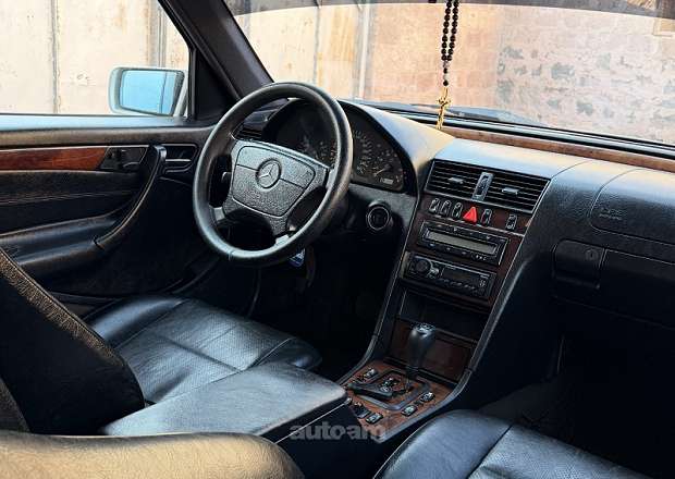 Mercedes-Benz C 240 2000 — լուսանկար 3