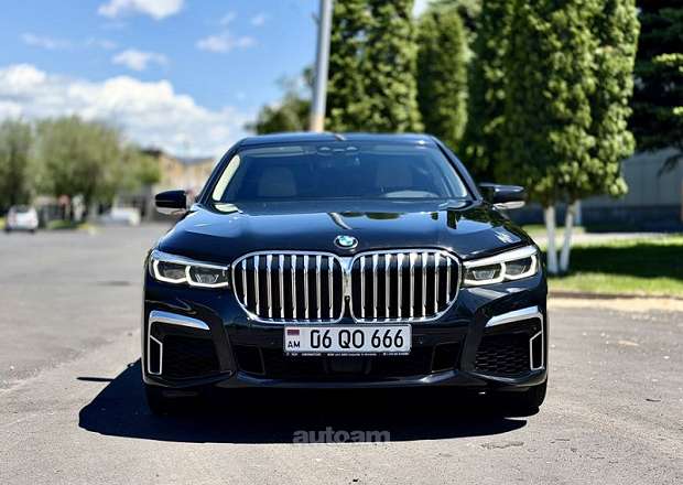 BMW 740