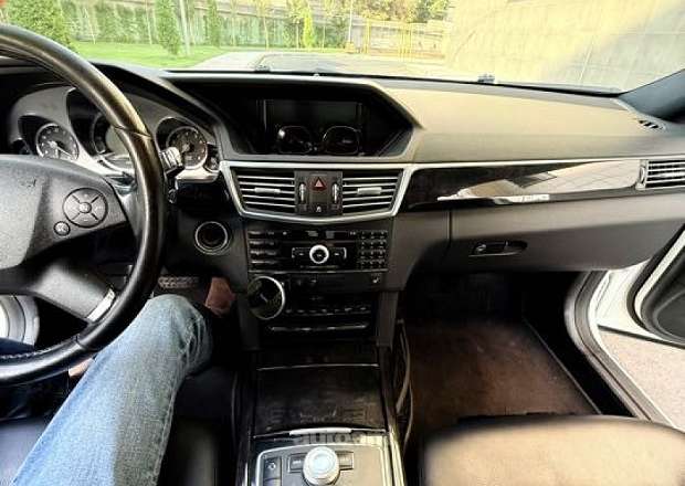 Mercedes-Benz E 350 2010 — լուսանկար 3