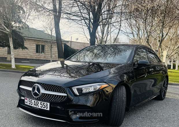 Mercedes-Benz A 220 2019 — լուսանկար 2