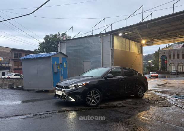 Kia Forte 2021 — լուսանկար 1