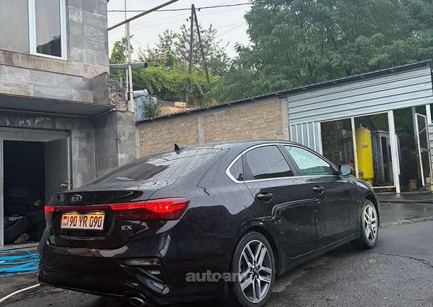 Kia Forte 2021 — լուսանկար 7