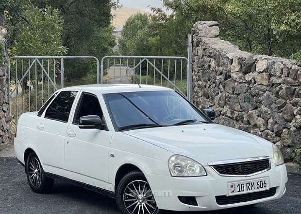 VAZ (Lada) 2170 Priora 2013 — լուսանկար 1