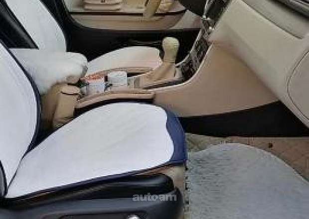 Volkswagen Passat CC 2011 — լուսանկար 3