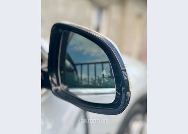 BMW X3 2021 — լուսանկար 11