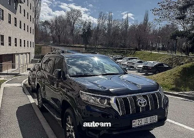 Toyota Land Cruiser Prado 2013 — լուսանկար 1