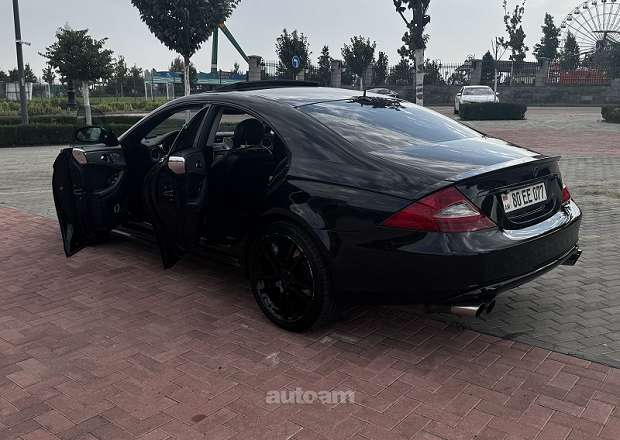 Mercedes-Benz CLS 500