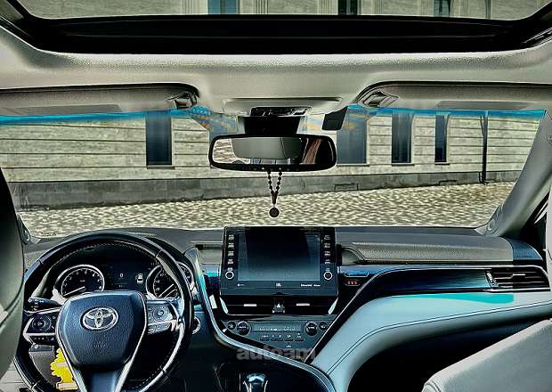 Toyota Camry 2021 — фото 6